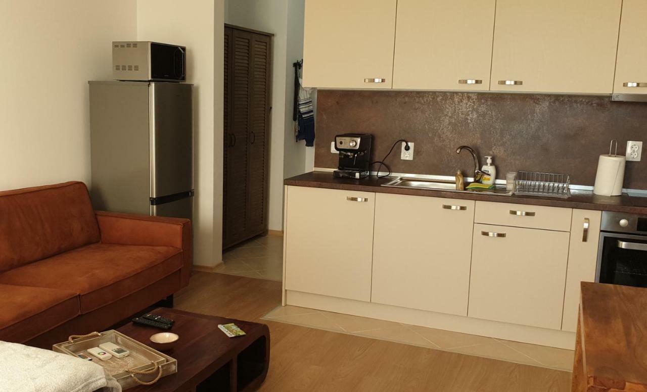 Студио Тони Varna Exterior foto